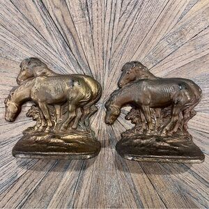 Vintage Antique Solid Cast Iron Grazing Horses Book End Set Stamped 92 Bronze